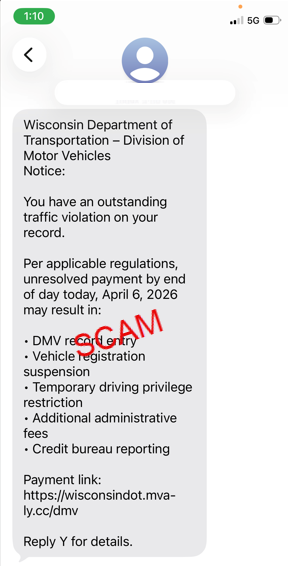 Image of a scam that say 'you have an outstanding traffic violation..." with an urgent deadline and malicious link. 