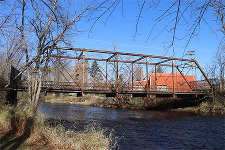 Woodford Drive Bridge